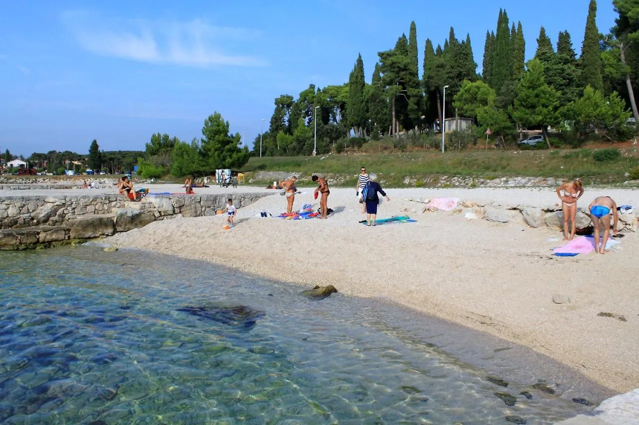 Apartments With A Parking Space Rovinj - 19655 0*,  Kroatien