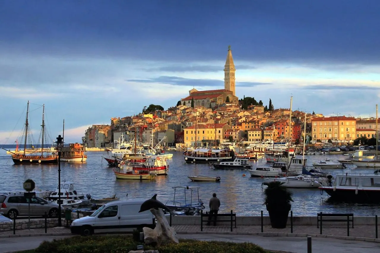 Apartments With A Parking Space Rovinj - 19655